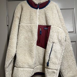 Patigonia fleece jacket